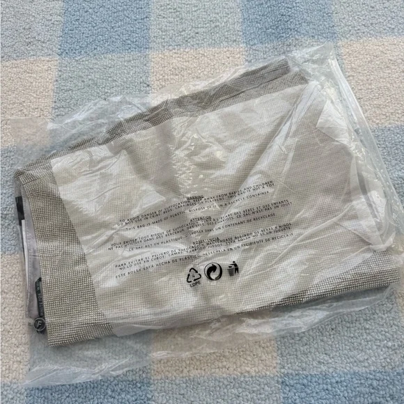 White Fox Boutique One Last Time Mini Silver Skirt - Picture 9 of 10